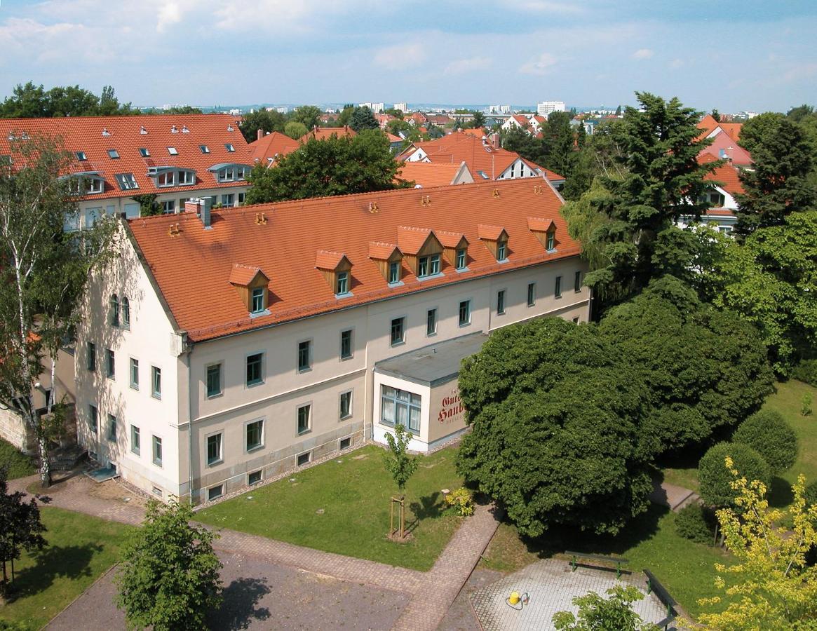 Hotel Gutshof Hauber à Dresde Extérieur photo